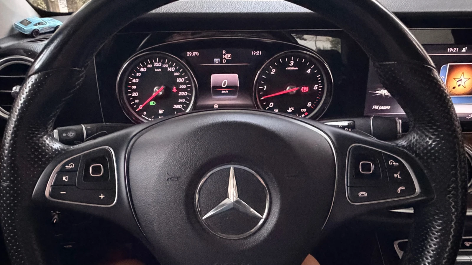 Mercedes-Benz E 350 Avangarde, снимка 7 - Автомобили и джипове - 56226992