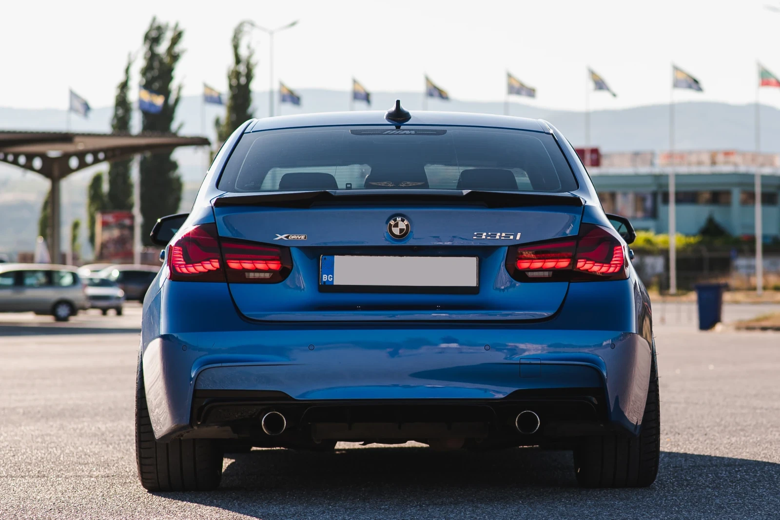 BMW 335, снимка 7 - Автомобили и джипове - 56251184