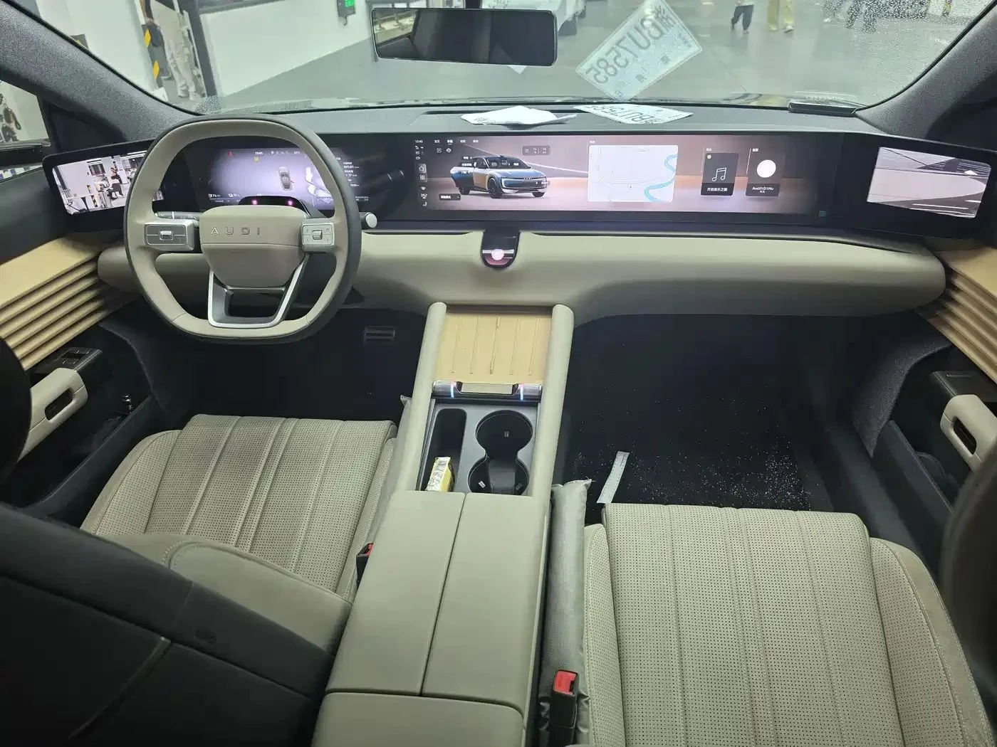 Audi E-Tron, снимка 5 - Автомобили и джипове - 56730509