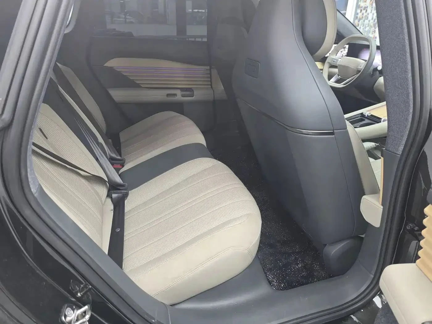 Audi E-Tron, снимка 7 - Автомобили и джипове - 56730509