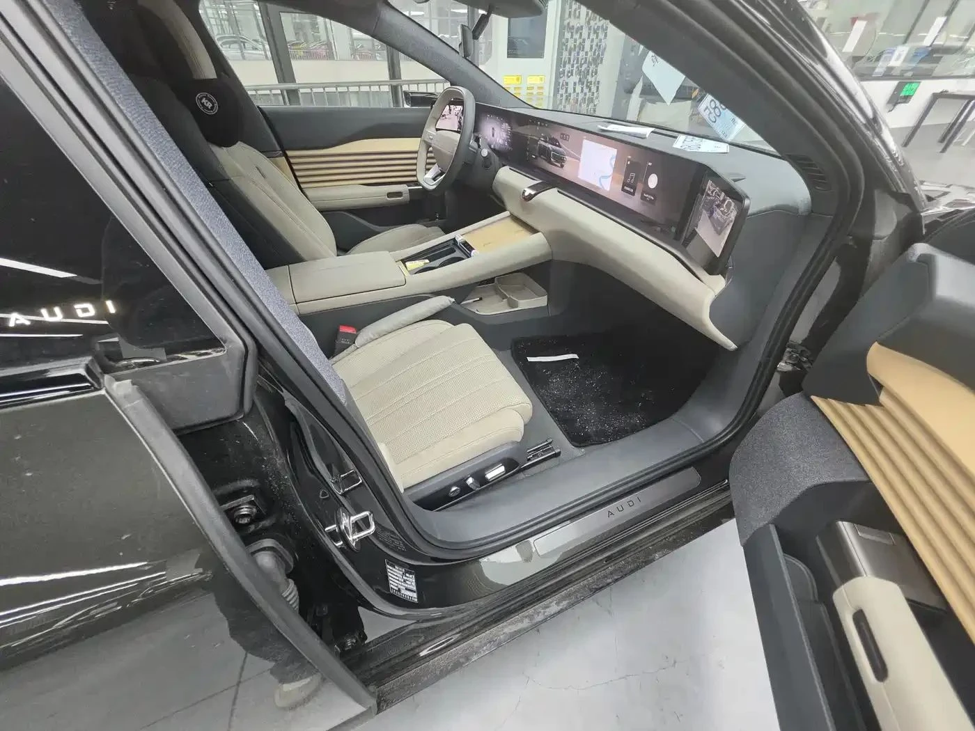 Audi E-Tron, снимка 6 - Автомобили и джипове - 56730509