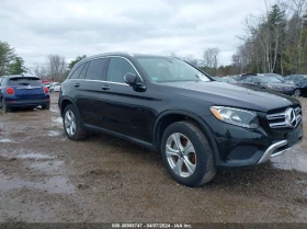  Mercedes-Benz GLC 30...