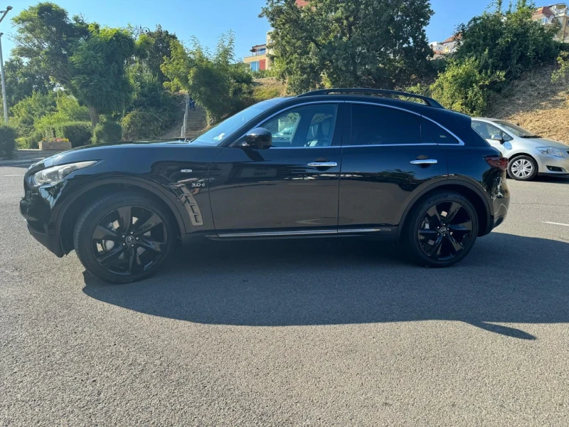 Infiniti QX70, снимка 5 - Автомобили и джипове - 48144657