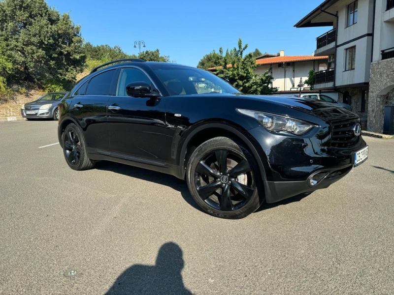 Infiniti QX70, снимка 1 - Автомобили и джипове - 48144657