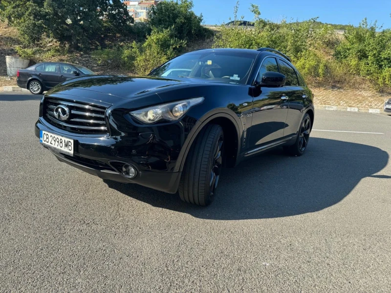 Infiniti QX70, снимка 6 - Автомобили и джипове - 48144657