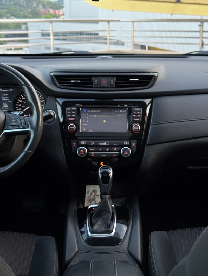 Nissan Rogue - 2.5 - LPG - AWD - Cam360 - Keyless - Navi -, снимка 10 - Автомобили и джипове - 50620164