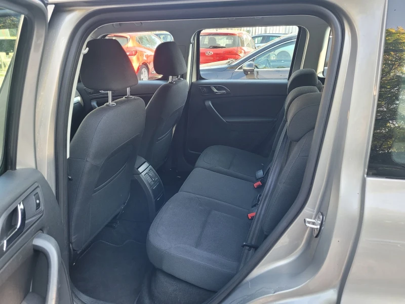 Skoda Yeti 2.0 TDI , снимка 6 - Автомобили и джипове - 52158241