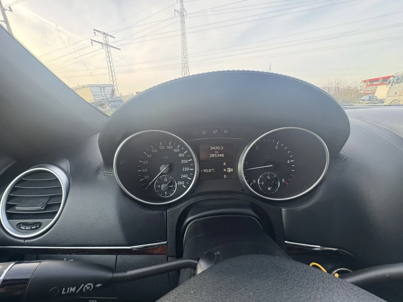 Mercedes-Benz ML 320 4 MATIC DESINGO, снимка 10 - Автомобили и джипове - 52628232