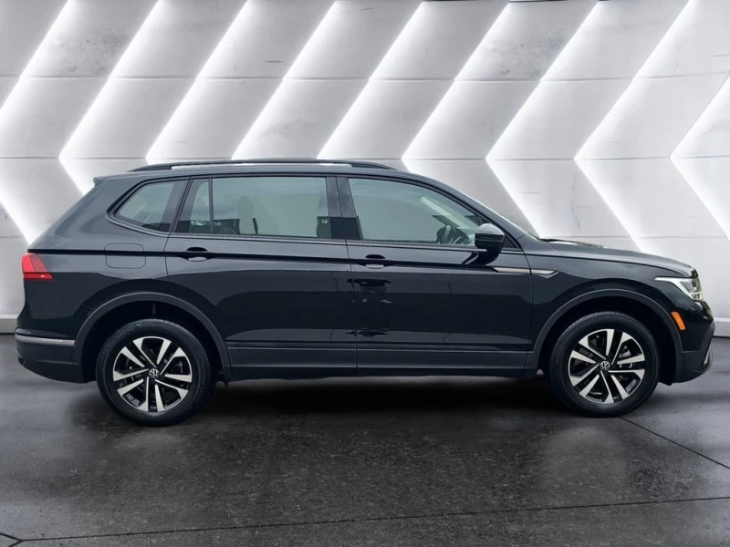 VW Tiguan * Trendline * CARFAX * , снимка 3 - Автомобили и джипове - 53186934