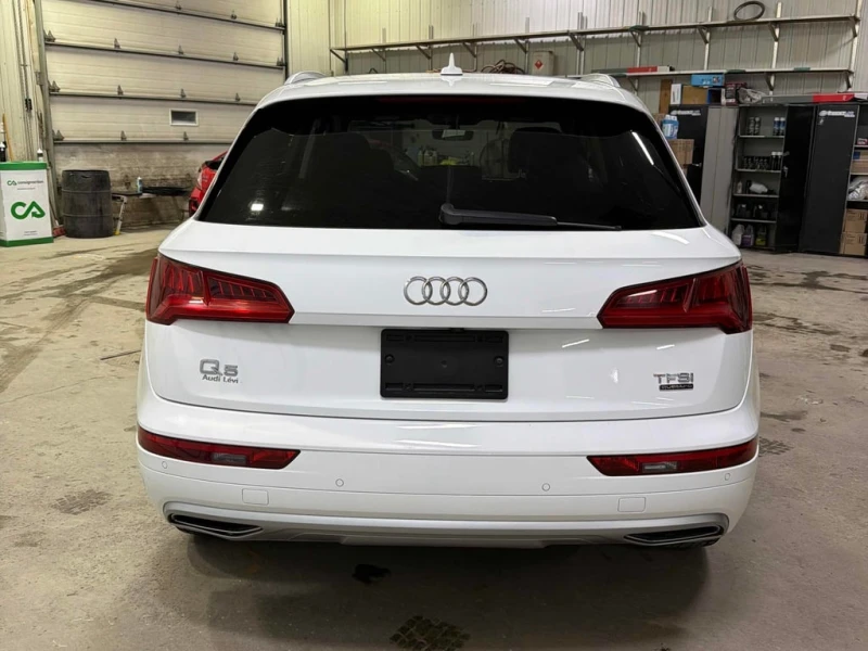 Audi Q5 * Komfort * CARFAX * , снимка 4 - Автомобили и джипове - 53239717