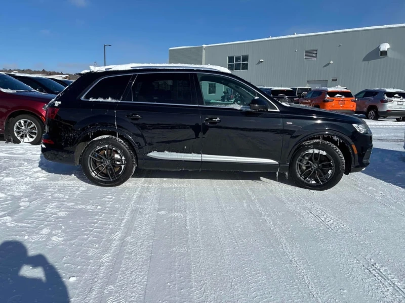 Audi Q7 * 3.0T Technik * CARFAX * ЦЕНА ДО БГ, снимка 4 - Автомобили и джипове - 53305384