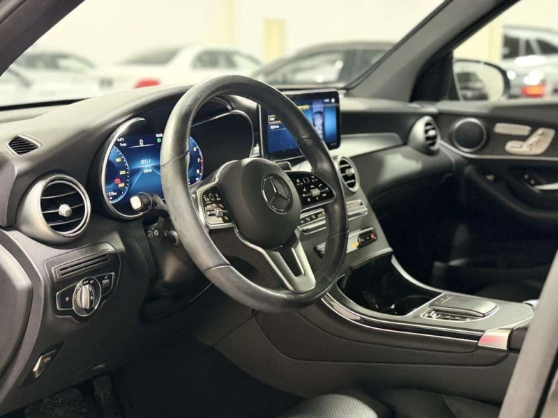 Mercedes-Benz GLC * GLC300 4M * CARFAX * ЦЕНА ДО БГ, снимка 8 - Автомобили и джипове - 53403920