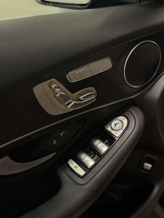 Mercedes-Benz GLC * GLC300 4M * CARFAX * ЦЕНА ДО БГ, снимка 7 - Автомобили и джипове - 53403920