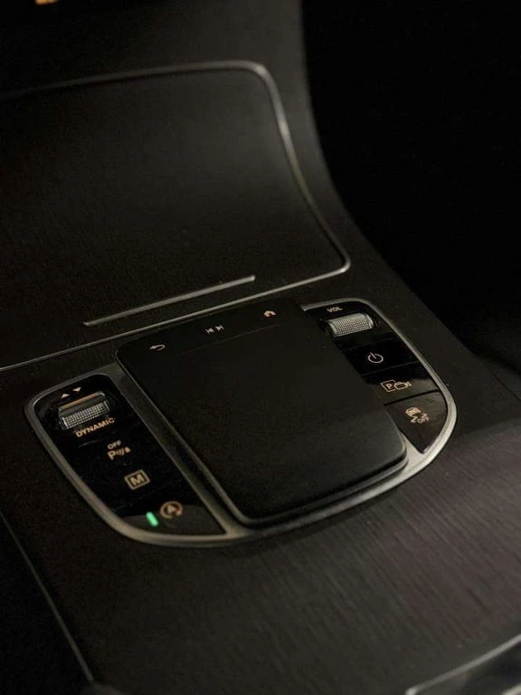 Mercedes-Benz GLC * GLC300 4M * CARFAX * ЦЕНА ДО БГ, снимка 15 - Автомобили и джипове - 53403920