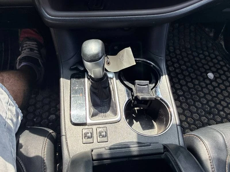 Toyota Highlander * Hybrid XLE * CARFAX * ОПЦИЯ ЗА ФИНАНСИРАНЕ, снимка 12 - Автомобили и джипове - 55186672