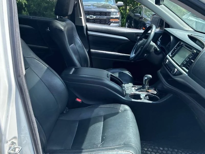Toyota Highlander * Hybrid XLE * CARFAX * ОПЦИЯ ЗА ФИНАНСИРАНЕ, снимка 9 - Автомобили и джипове - 55186672