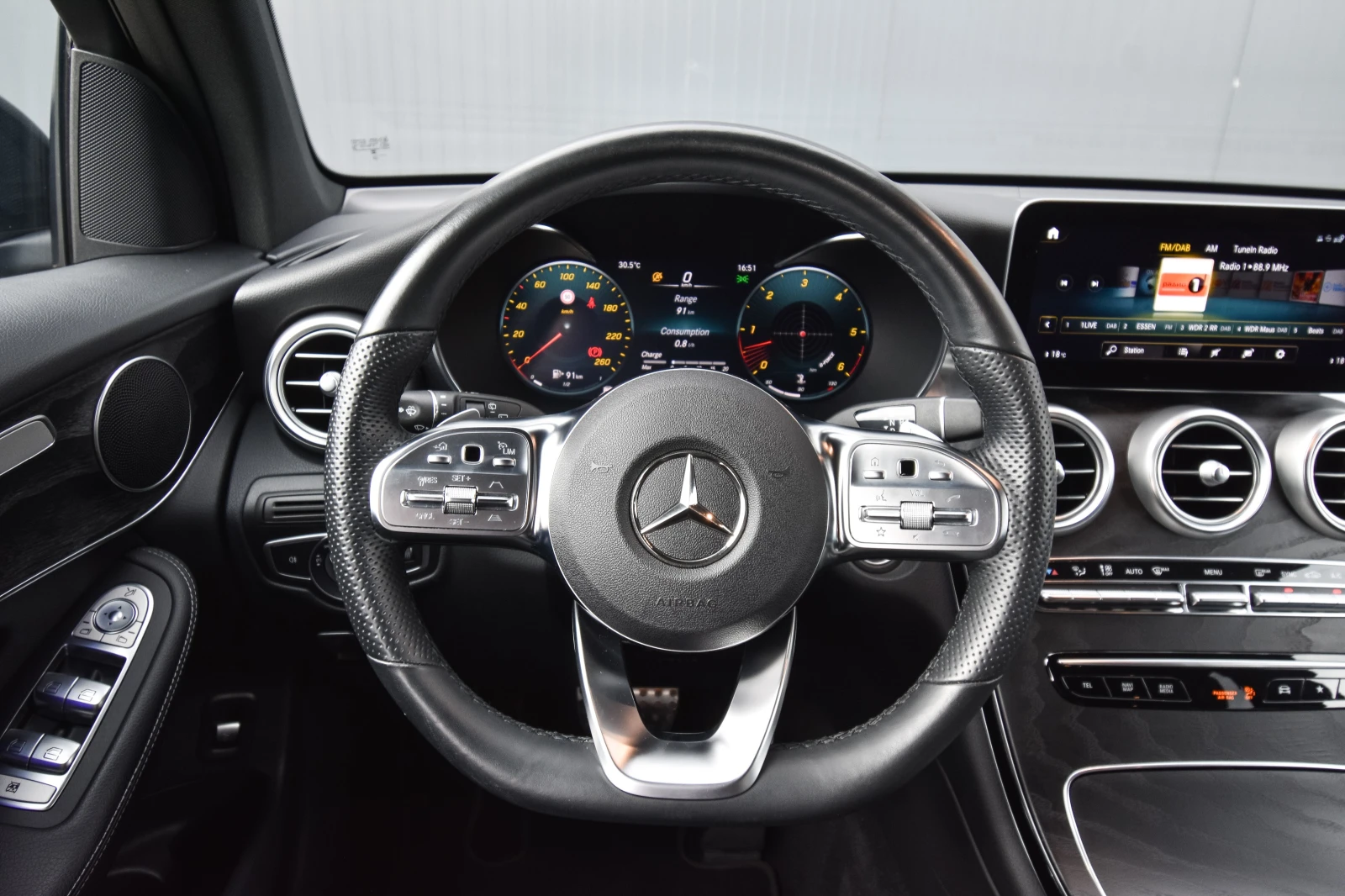 Mercedes-Benz GLC 400 400dAMG/MildHybrid/NightPackage/ - изображение 7