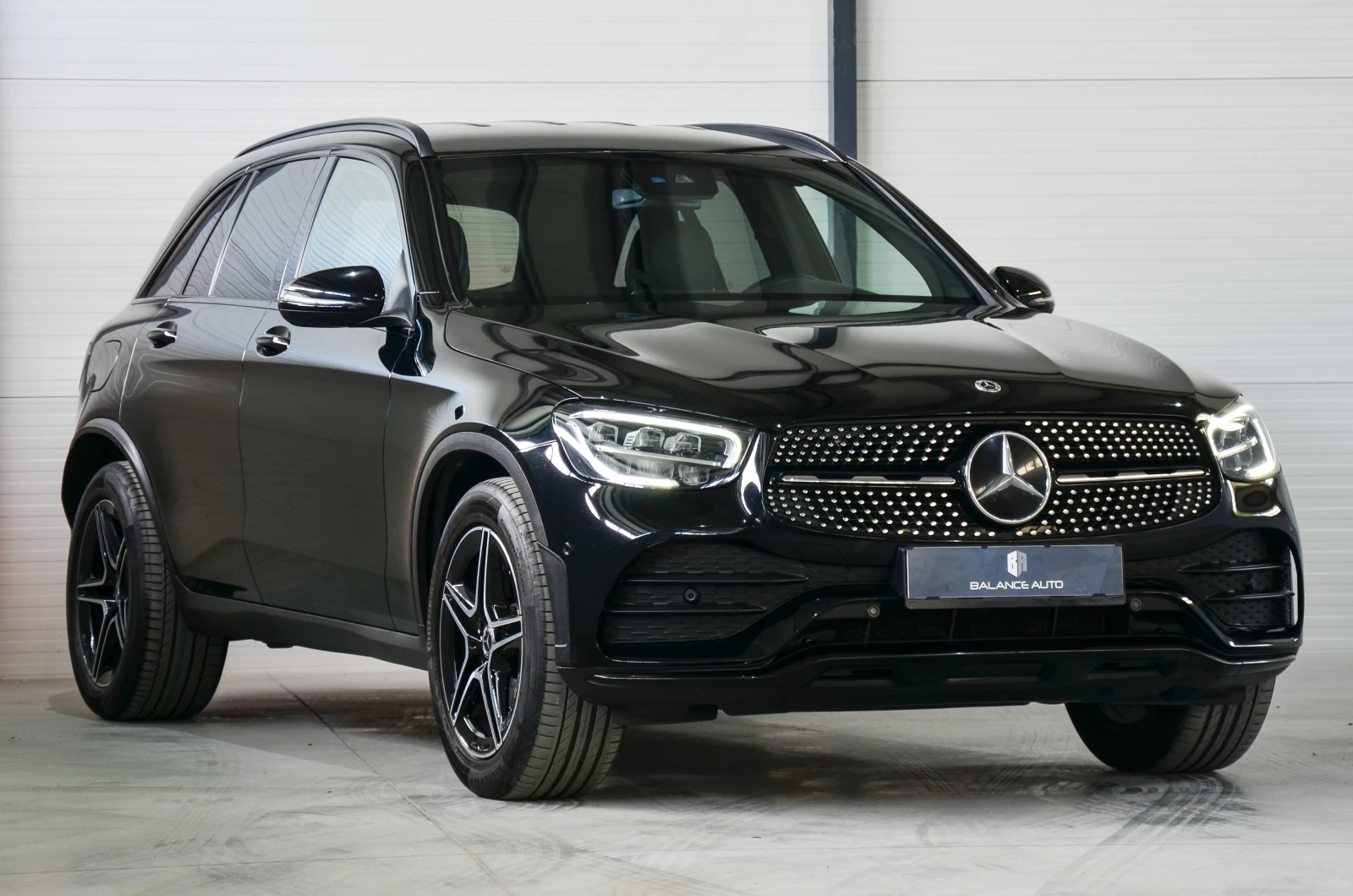 Mercedes-Benz GLC 400 400dAMG/MildHybrid/NightPackage/ - изображение 3