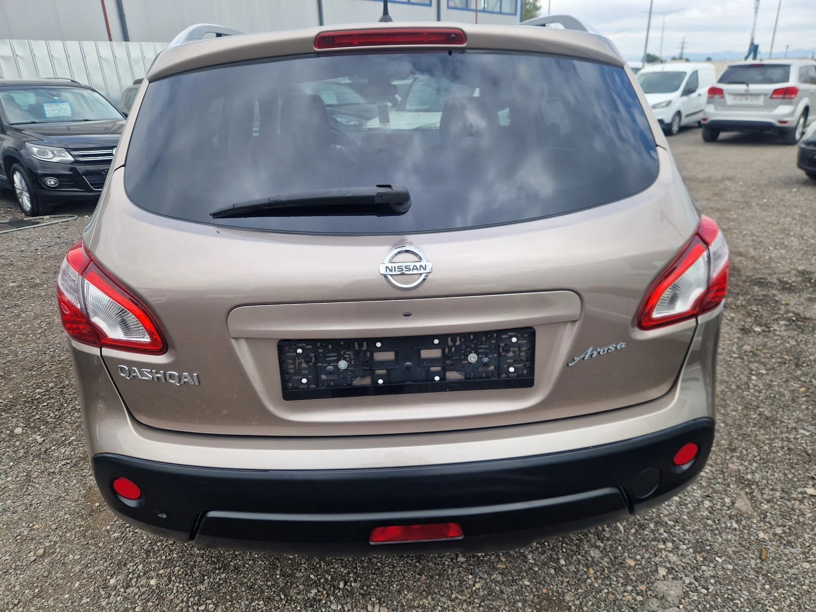 Nissan Qashqai 2.0i 16v 141hp.4x4 ITALIA - изображение 6