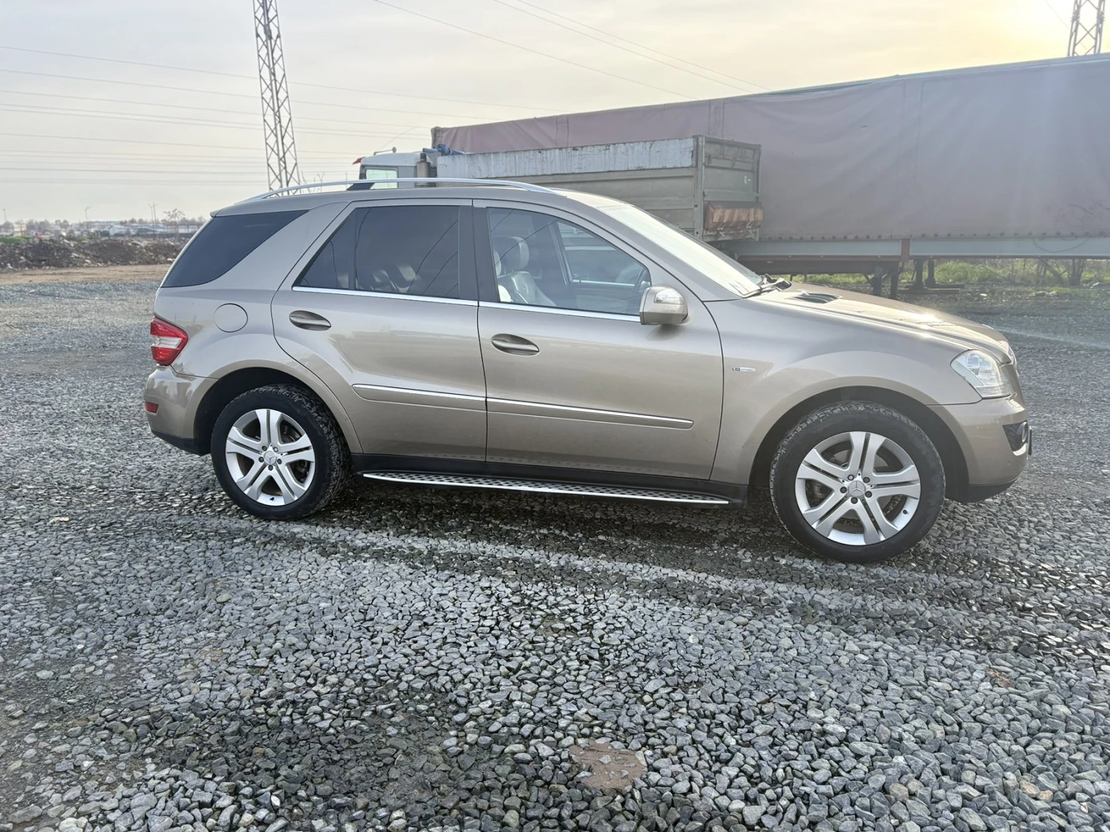 Mercedes-Benz ML 320 4 MATIC DESINGO - изображение 3