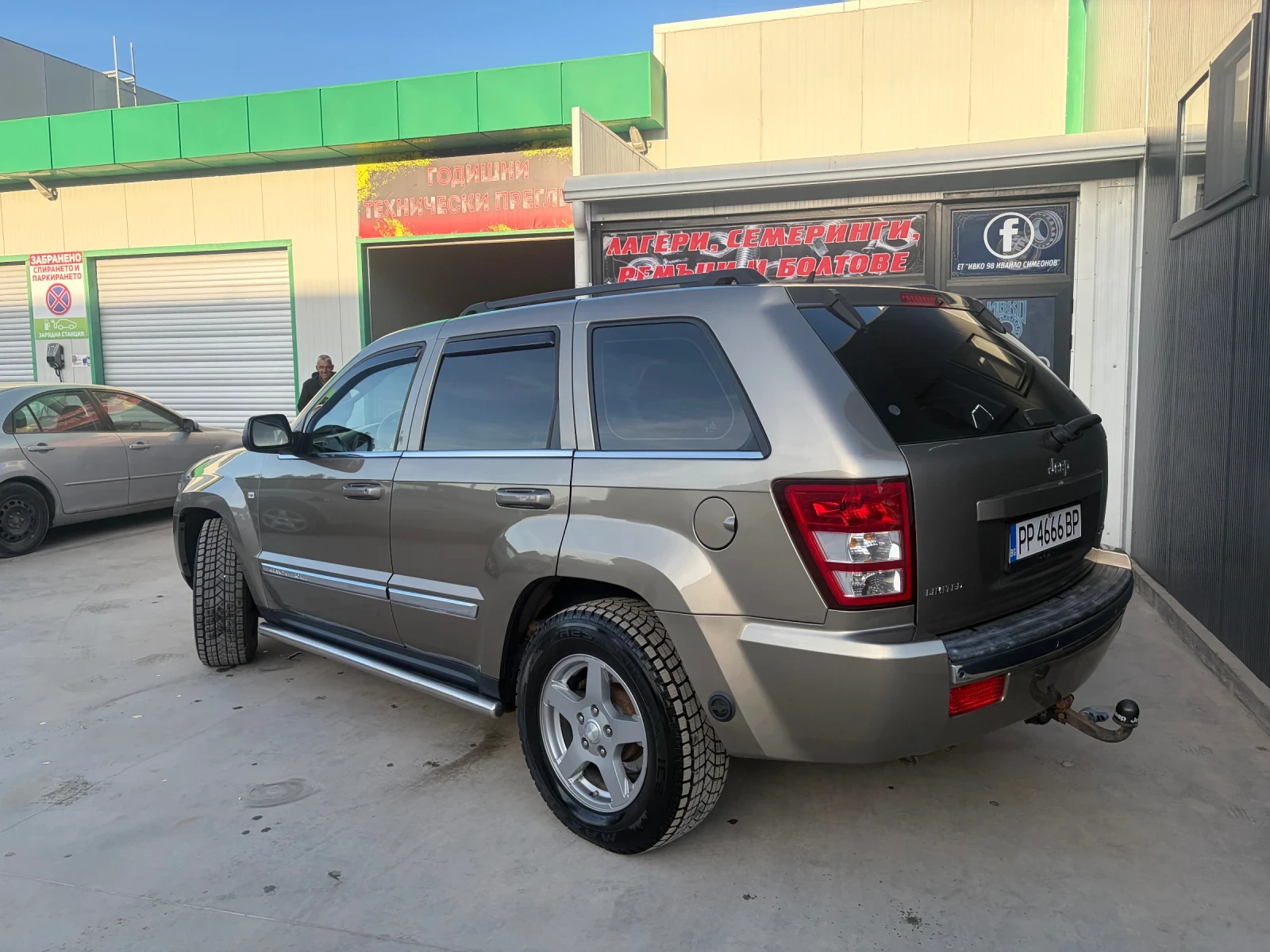 Jeep Grand cherokee 4.7i LPG LIMITED, снимка 6 - Автомобили и джипове - 53818832