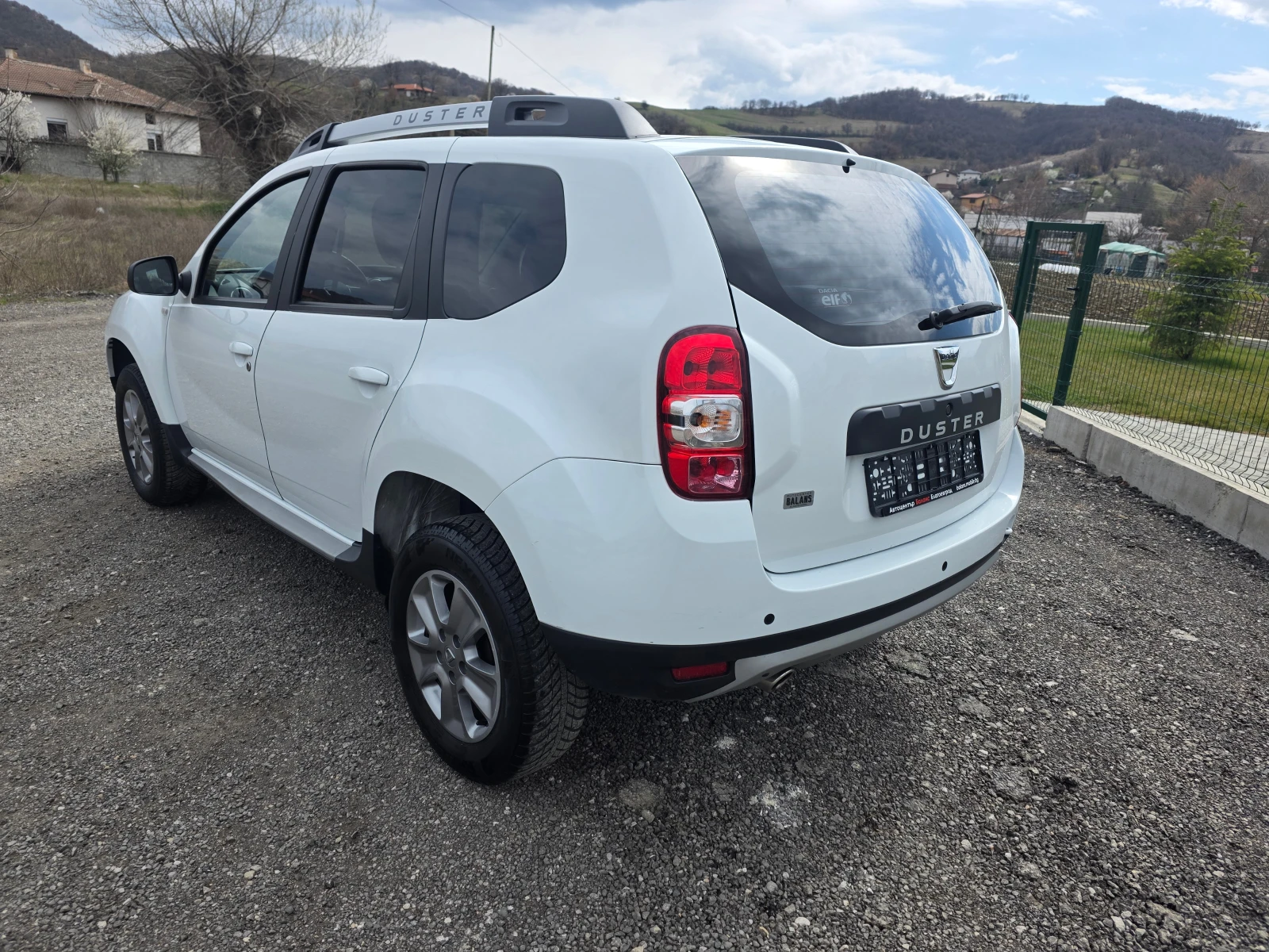 Dacia Duster 1.5DCI 128000km EURO6B, снимка 5 - Автомобили и джипове - 53956126