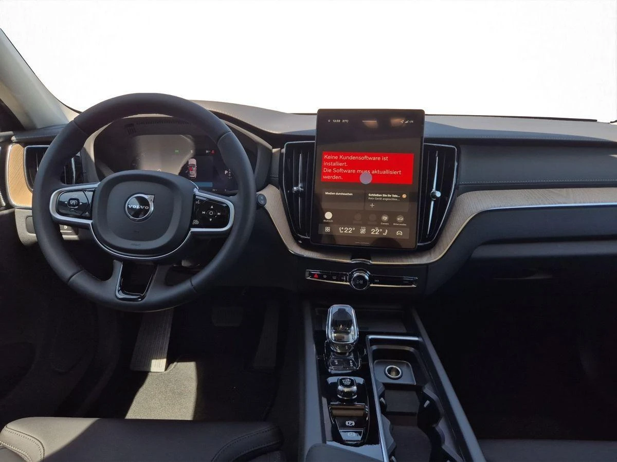 Volvo XC60 T8* AWD* PANO* HUD* 360 CAM* H/K* DISTR* KEYLESS* , снимка 10 - Автомобили и джипове - 53962783