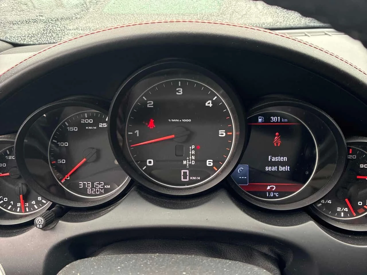 Porsche Cayenne AWD * ЧЕРВЕН САЛОН* ПАНОРАМА* КАМЕРА* , снимка 8 - Автомобили и джипове - 54145881