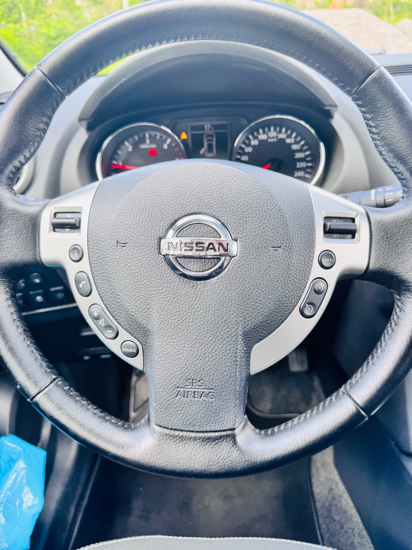 Nissan Qashqai 1.6Dci* 4x4* 360Camera* 144000km, снимка 12 - Автомобили и джипове - 54510584