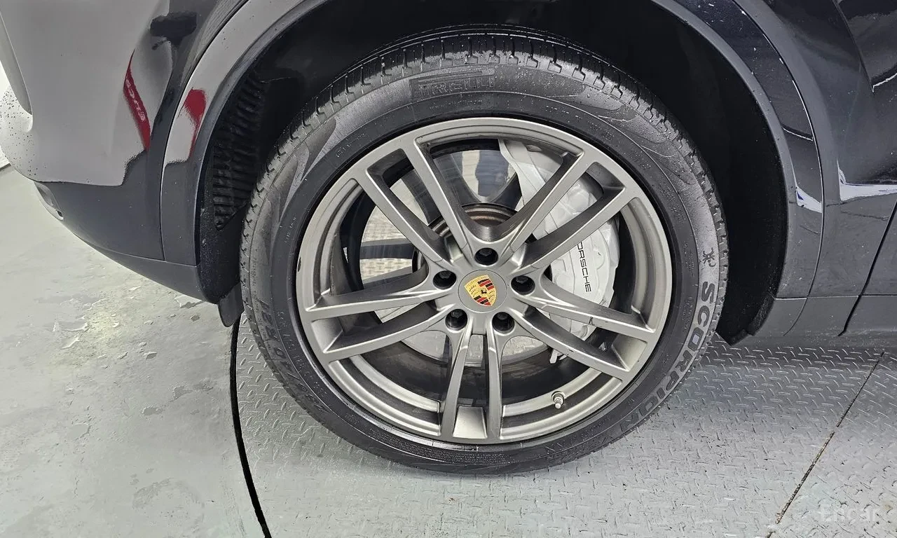 Porsche Cayenne, снимка 5 - Автомобили и джипове - 54944919