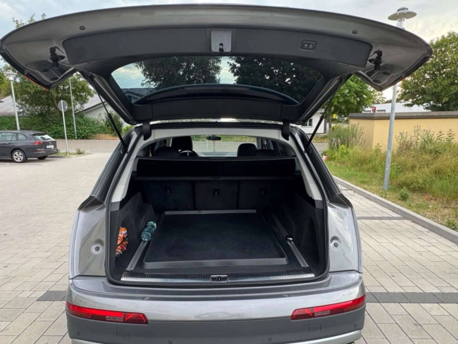 Audi Q7, снимка 17 - Автомобили и джипове - 55398359
