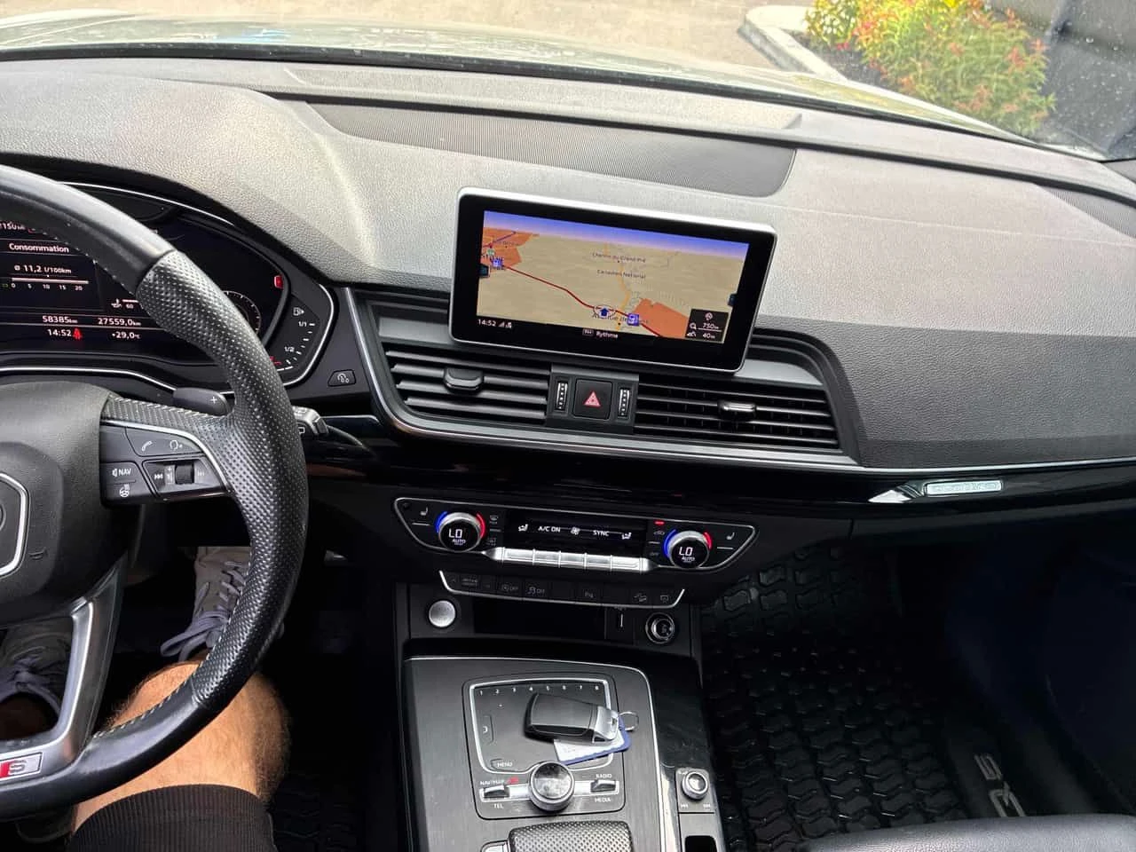 Audi Q5 Progressiv/Nardo Grey/S-LINE/CARFAX, снимка 9 - Автомобили и джипове - 55590982