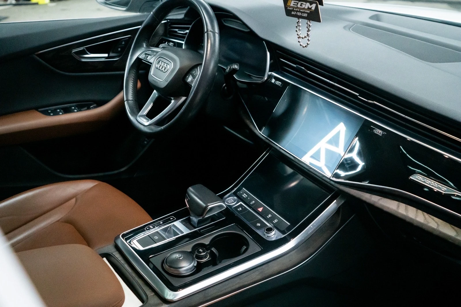 Audi Q8 Virtual Cockpit| CarPlay| Distro| BS| Обдух, снимка 11 - Автомобили и джипове - 56062128
