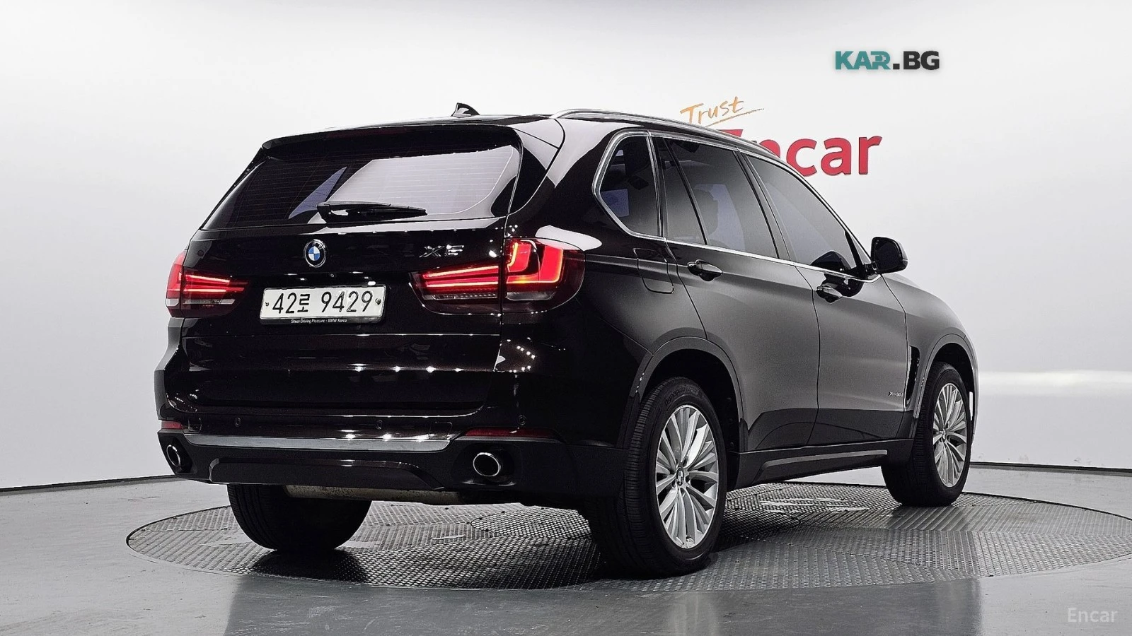 BMW X5 XDRIVE* ПАНО* CARPLAY* ПОДГРЕВ* КОЖА* ХЕДЪП* 360, снимка 2 - Автомобили и джипове - 56262175