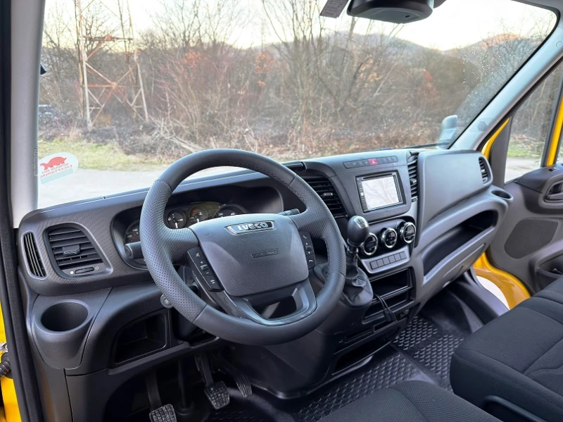 Iveco 35c15 3.0L* БОРД* 177000км* 4.50m* КЛИМА* 3.5т N1, снимка 9 - Бусове и автобуси - 52743296