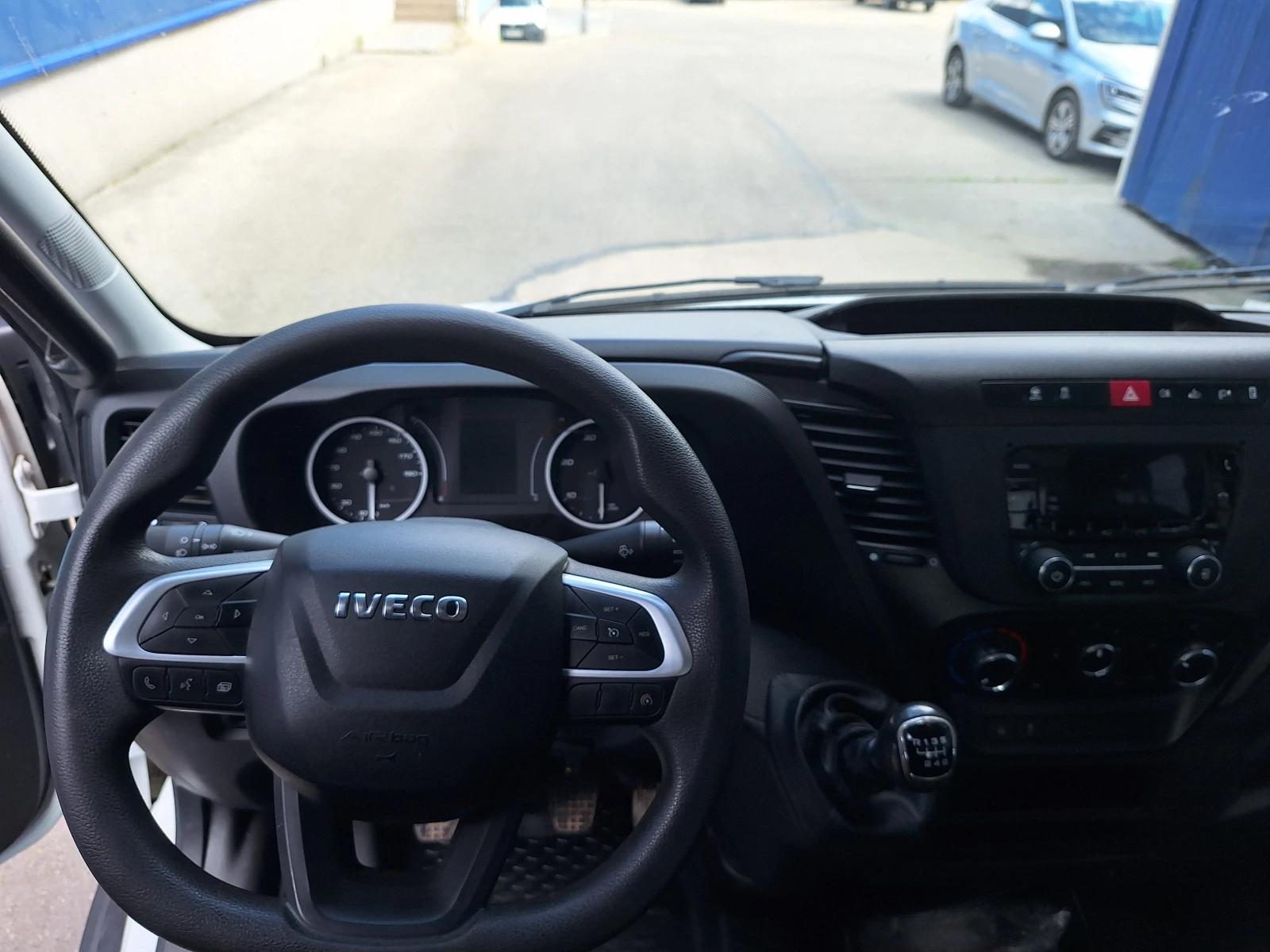 Iveco Daily 35C16, снимка 9 - Бусове и автобуси - 54884699