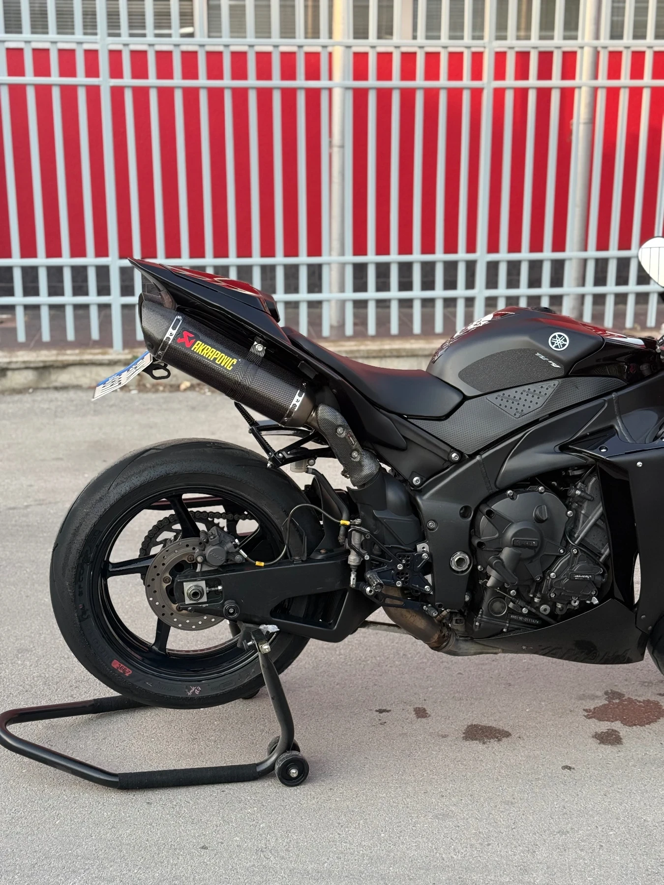 Yamaha YZF-R1 BIG BANG - изображение 4