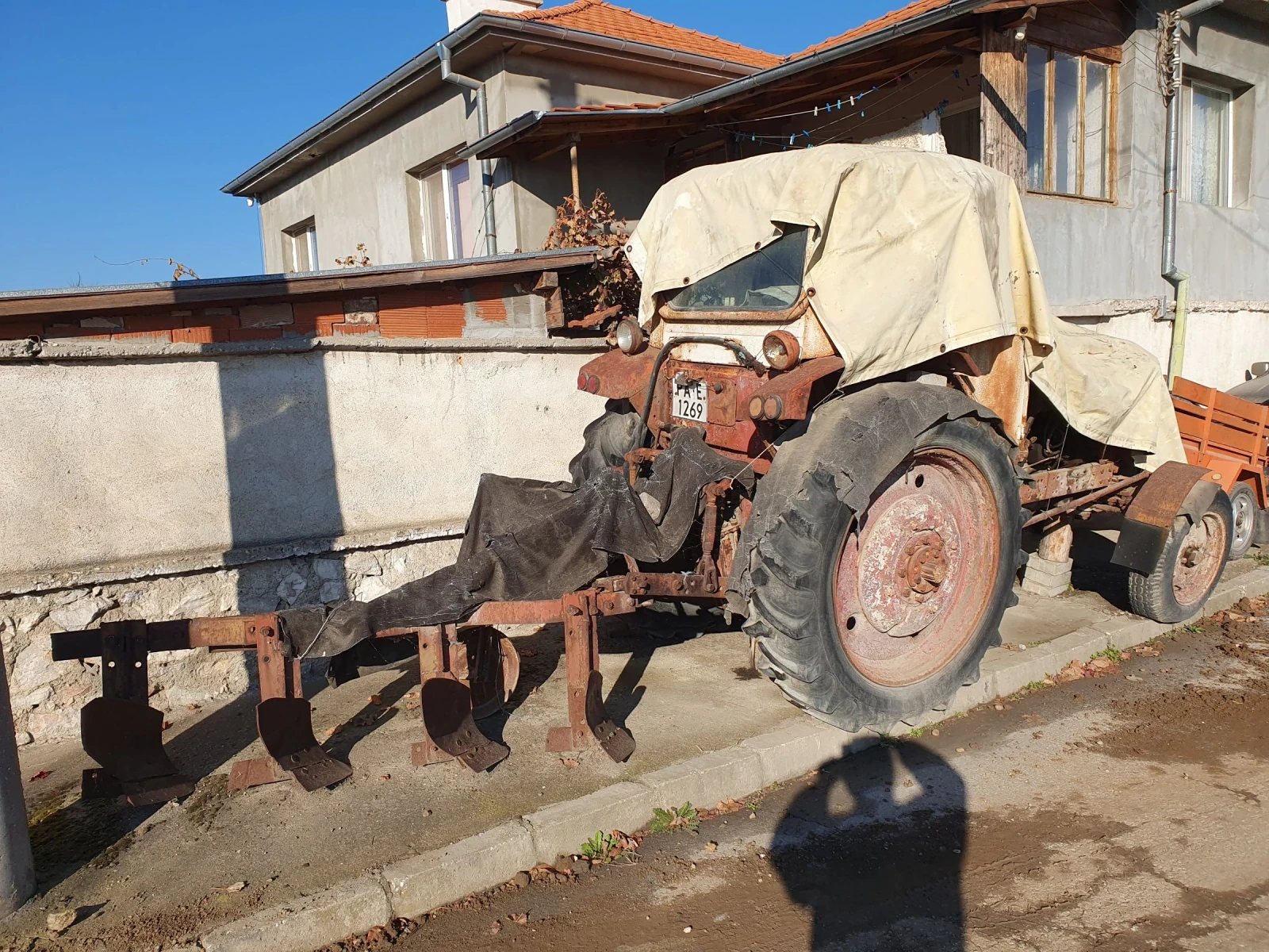 Трактор ЮМЗ, снимка 1