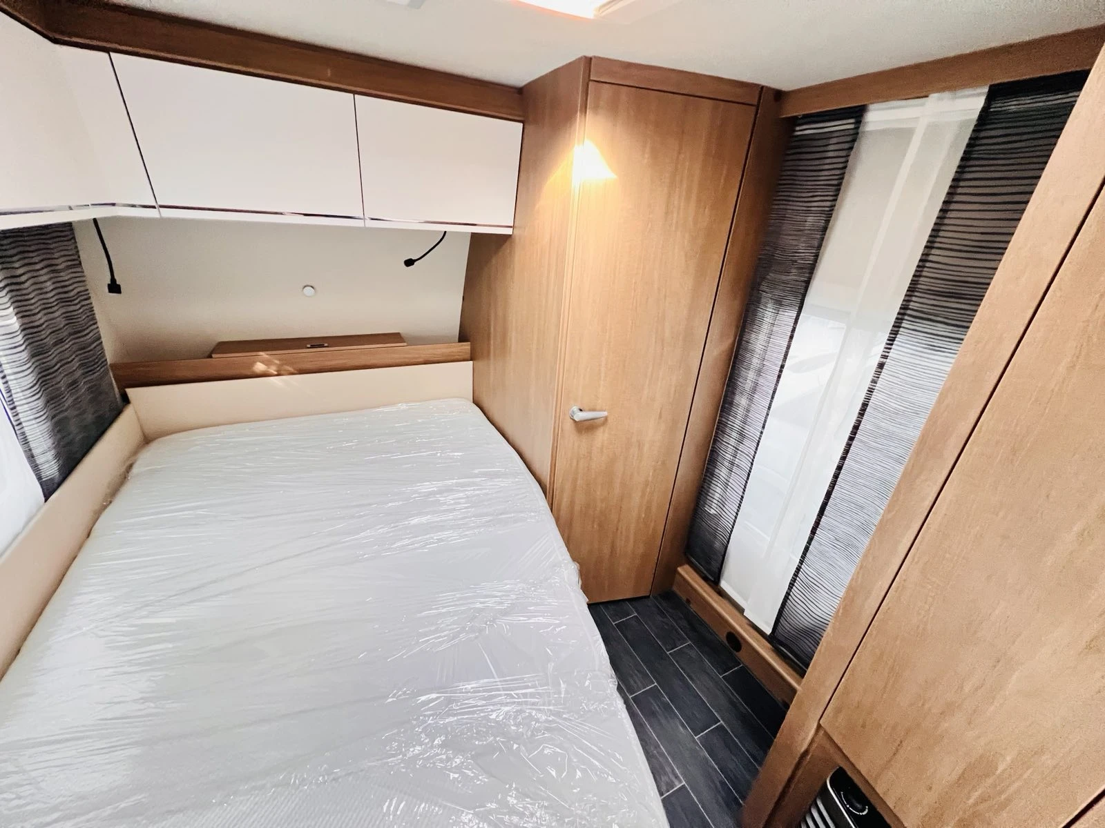 Каравана Tabbert Bottesini 530 SHTD/F 2026, снимка 13 - Каравани и кемпери - 53757226