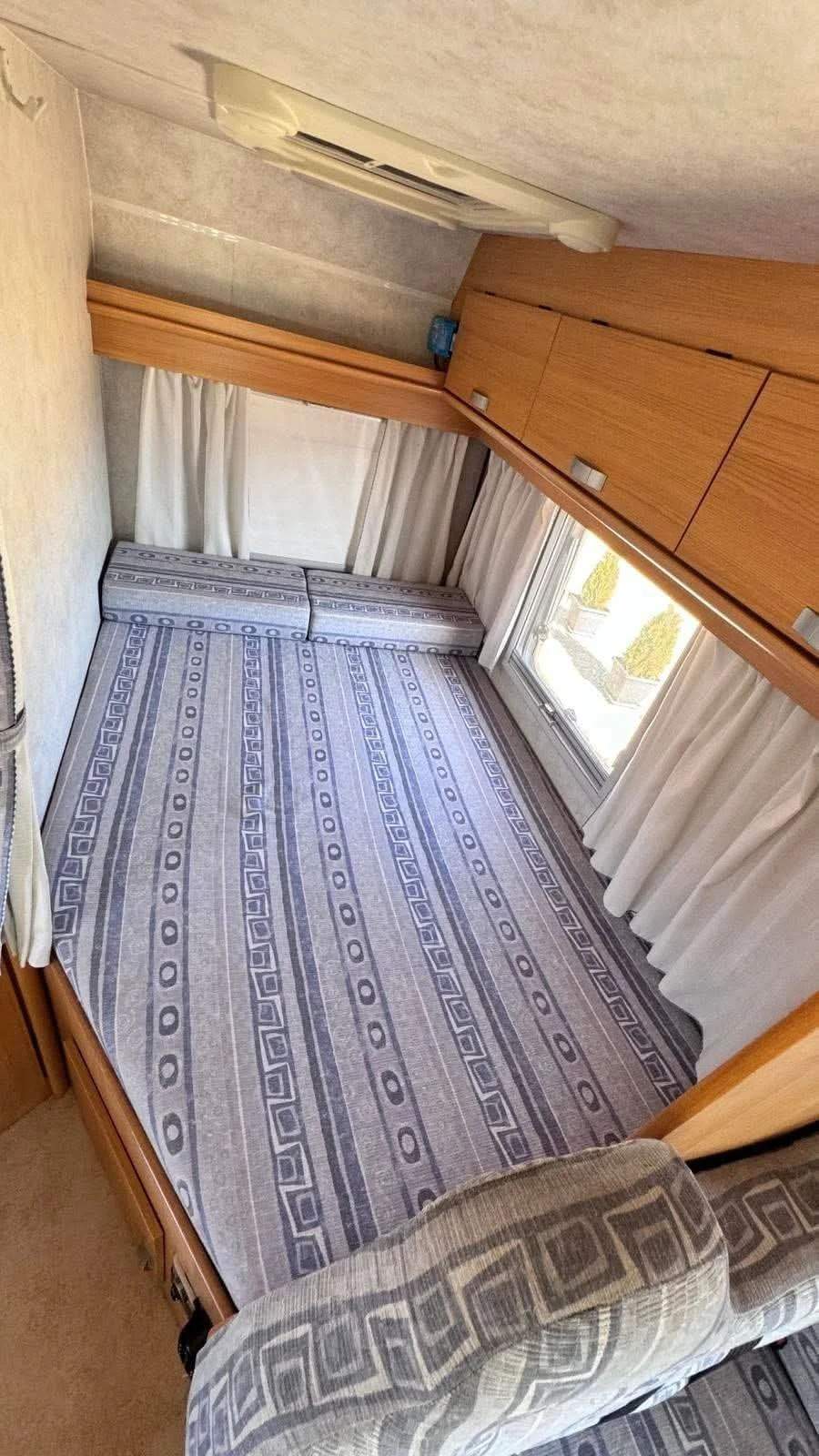 Кемпер Ford С Климатик , снимка 8 - Каравани и кемпери - 53916768