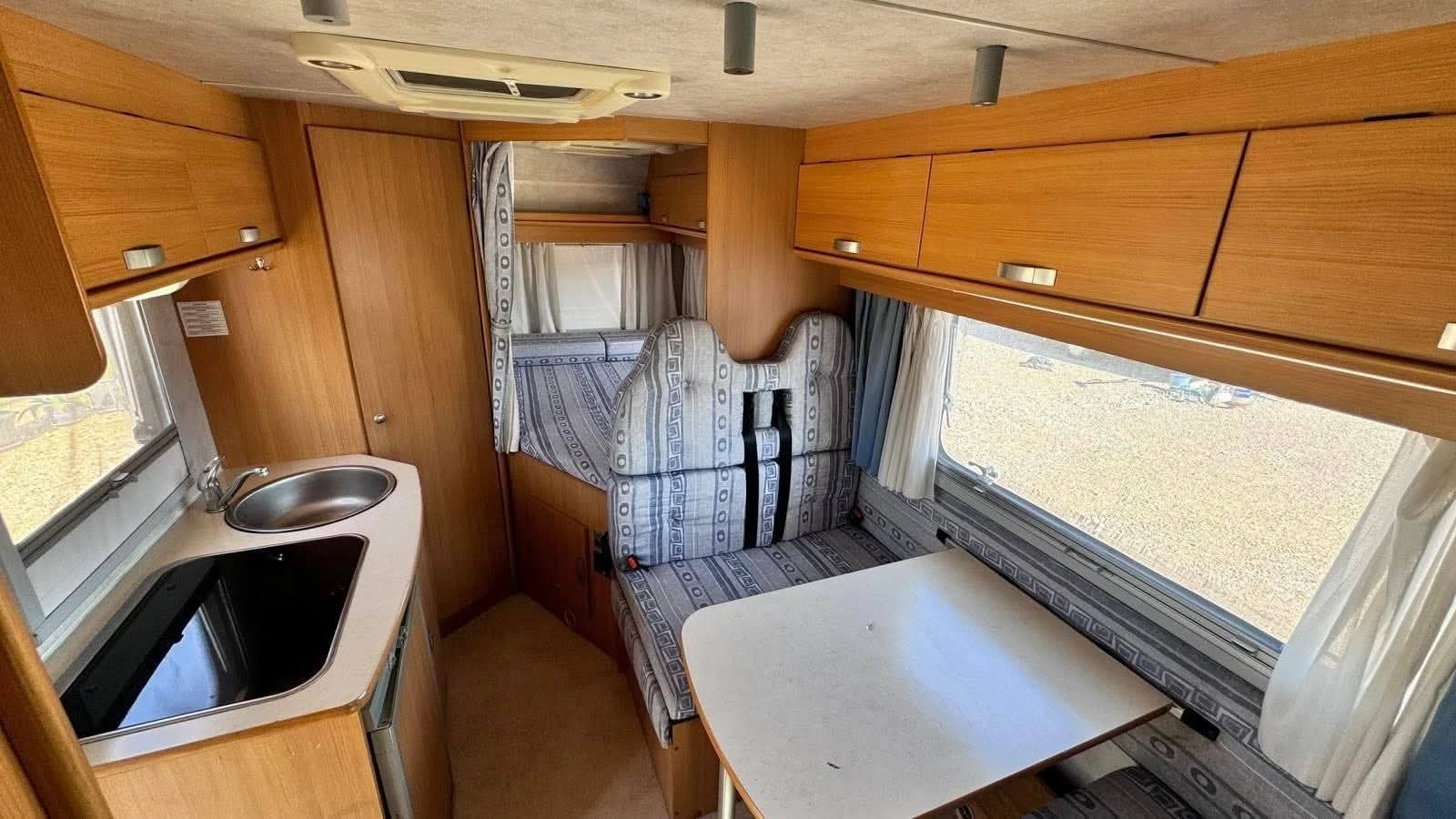 Кемпер Ford С Климатик , снимка 7 - Каравани и кемпери - 53916768