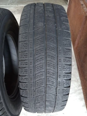 Гуми Зимни 235/65R16, снимка 3
