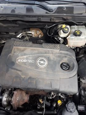 Opel Insignia 2.0cdti НА ЧАСТИ, снимка 8
