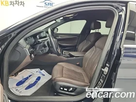 BMW 530 xDrive M Sport Package Plus / АВТОКРЕДИТ, снимка 5