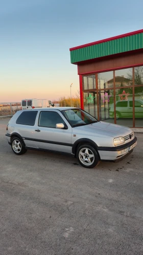 VW Golf 2.0 GTI 115 | Mobile.bg    2