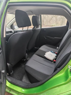 Mazda 2 - 1600 € / 3129.33 лв. - 58800914 5