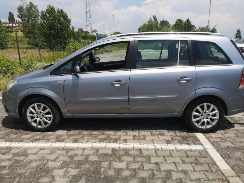 Opel Zafira B, снимка 7 - Автомобили и джипове - 47058315