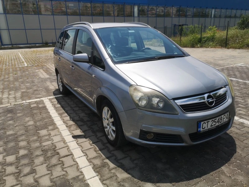 Opel Zafira B, снимка 1 - Автомобили и джипове - 47058315