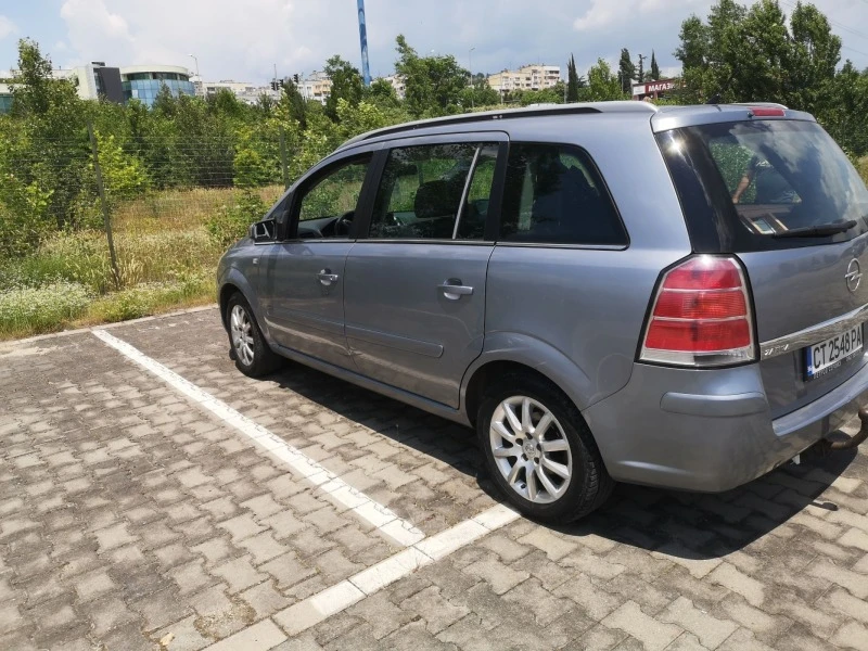 Opel Zafira B, снимка 6 - Автомобили и джипове - 47058315