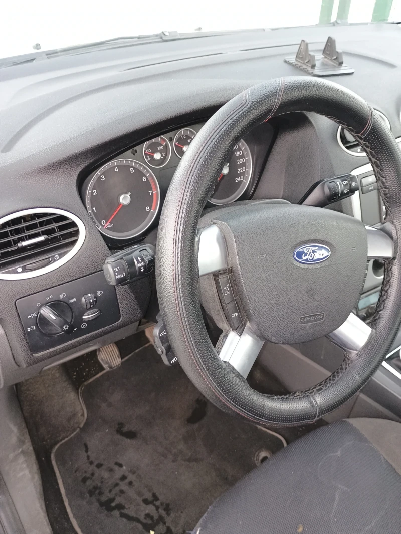 Ford Focus, снимка 10 - Автомобили и джипове - 47097758